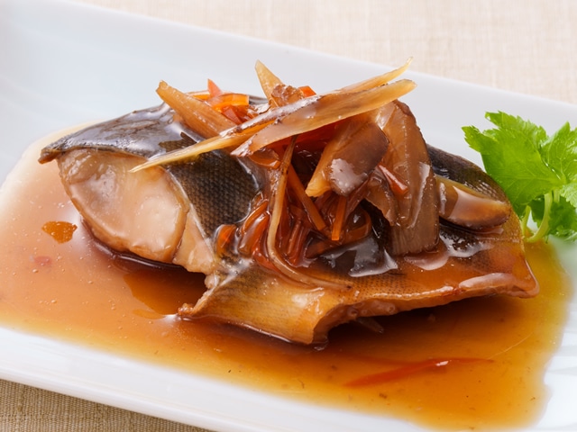 やわらか煮魚　ホッケと根菜の煮付